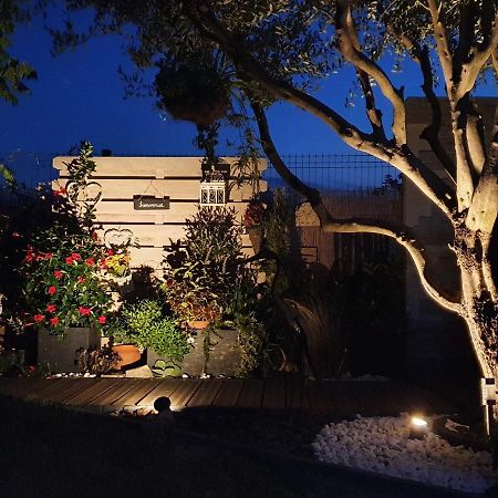 Le Petit Coin De Provence Beaucaire (Gard) Exterior foto